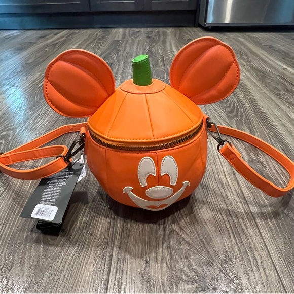 Loungefly Handbags - NWT! Official Disney Loungefly Mickey Pumpkin Crossbody bag